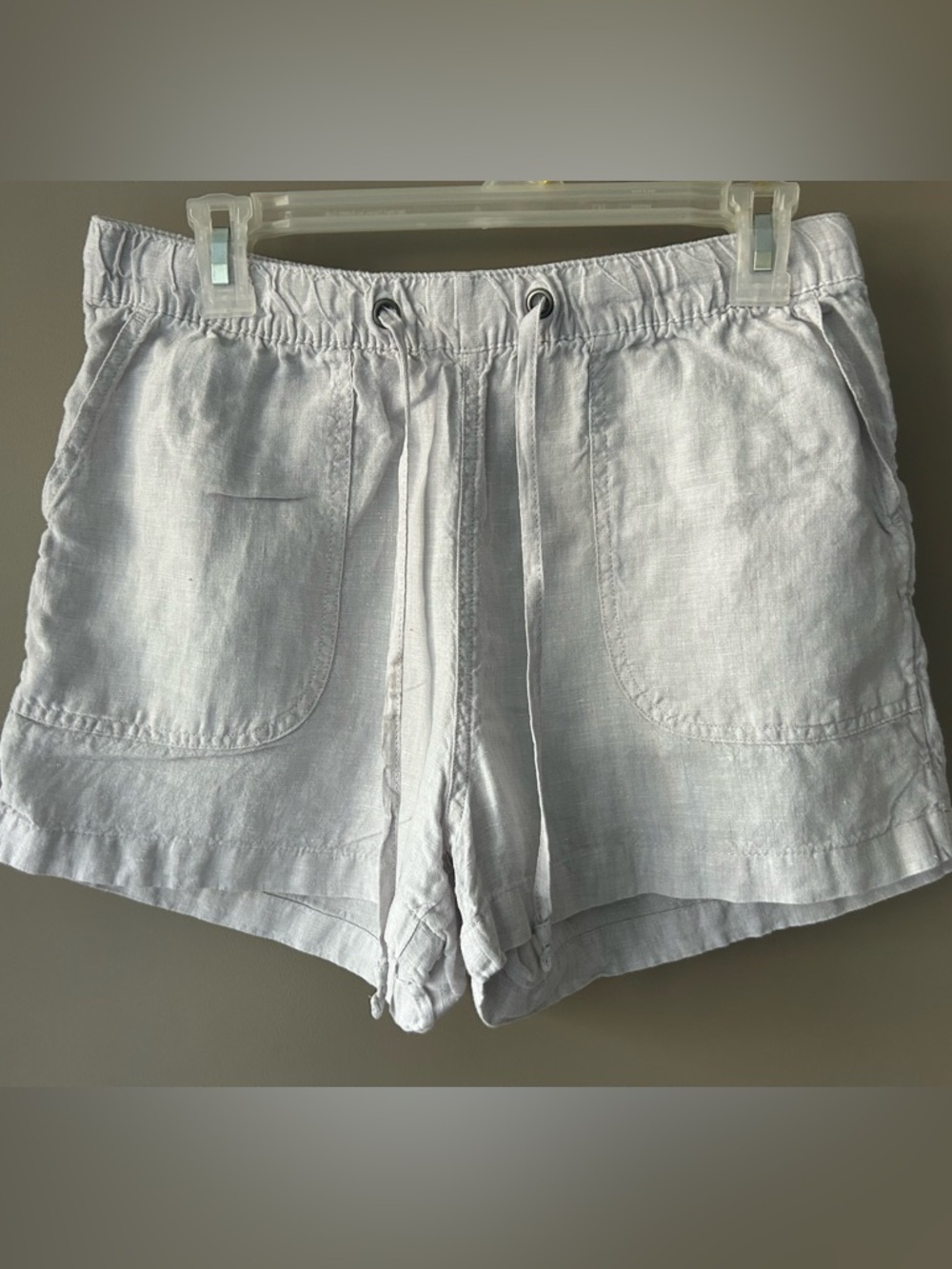C&C California Light Gray/Tan 100% Linen Shorts with Drawstring size Medium